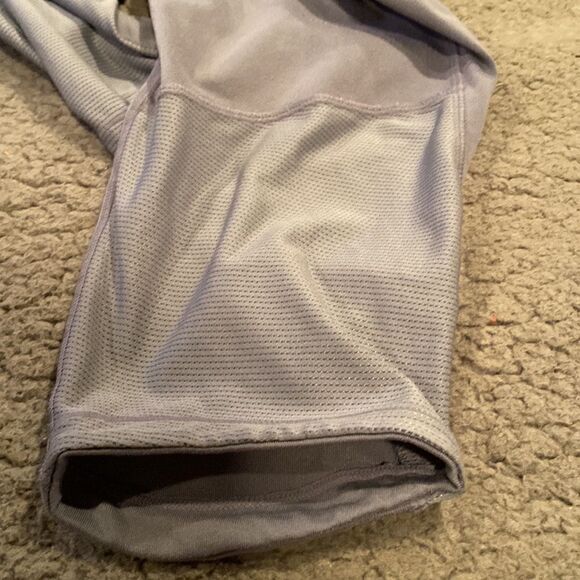 Athleta Yoga Legging Capris Work Out Pants Size Medium - Picture 10 of 12